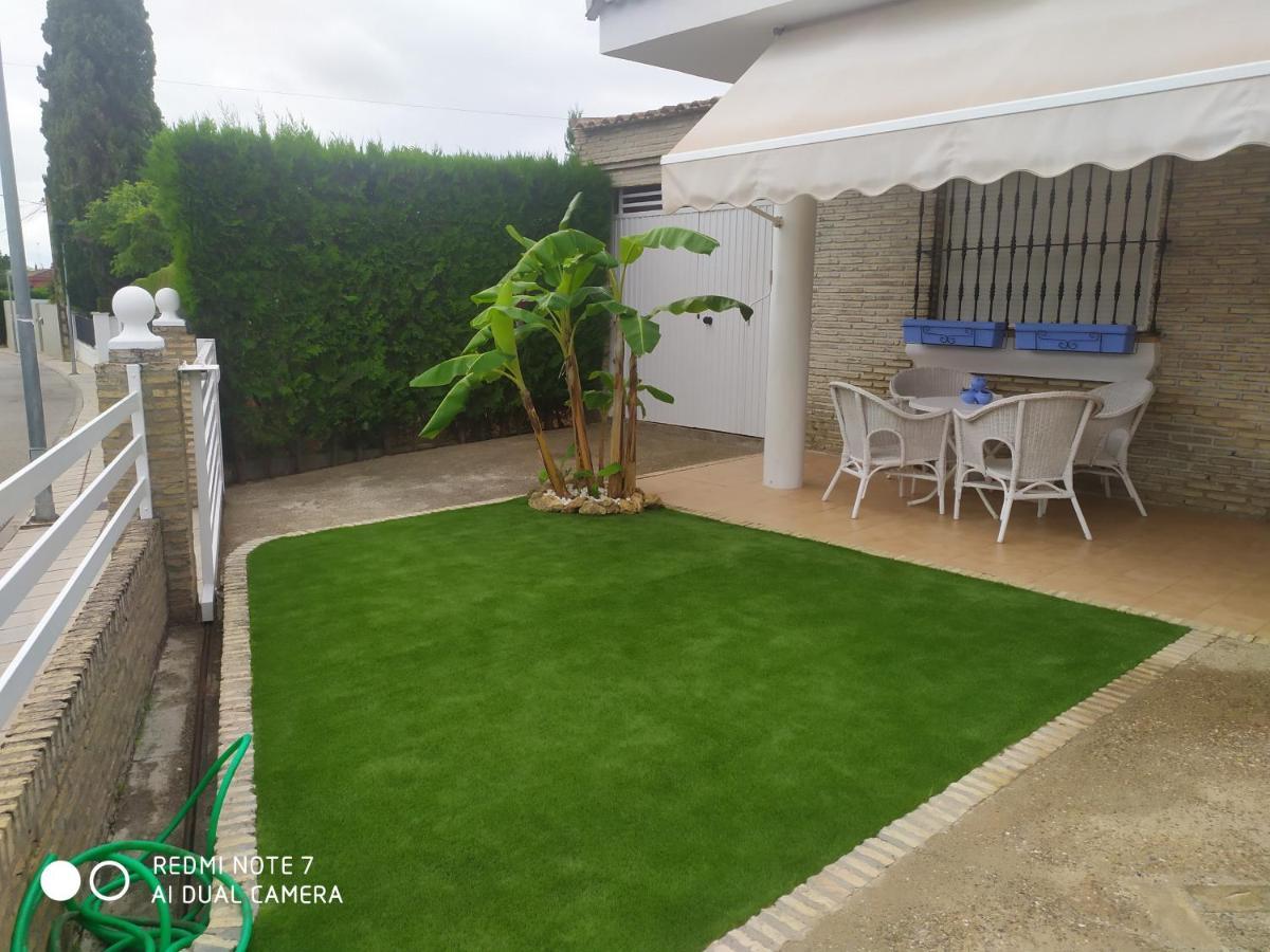 Chalet Con Encanto Villa Palomares del Río Kültér fotó