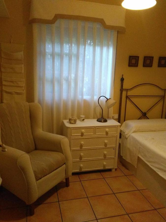 Chalet Con Encanto Villa Palomares del Río Kültér fotó