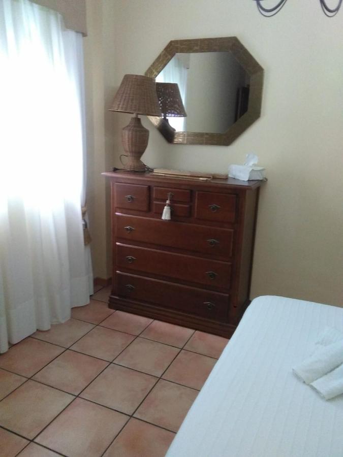 Chalet Con Encanto Villa Palomares del Río Kültér fotó