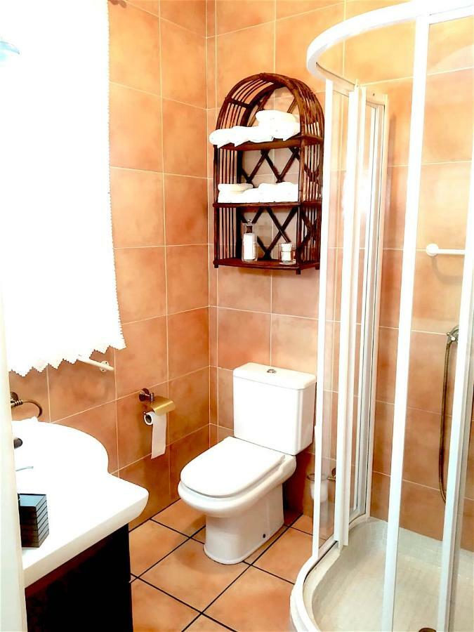 Chalet Con Encanto Villa Palomares del Río Kültér fotó